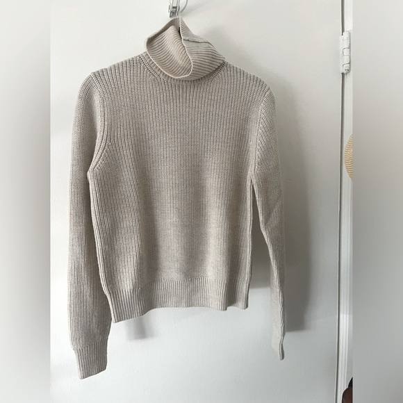 Aritzia wool turtleneck - Picture 1 of 7